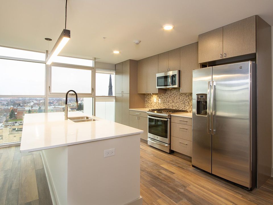 1st image of 500 Pearl St APT 908