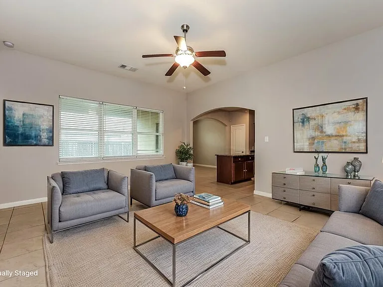 4144 Tower Ln — Photo 3