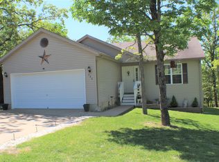 386 Bittersweet Rd, Lake Ozark, MO 65049
