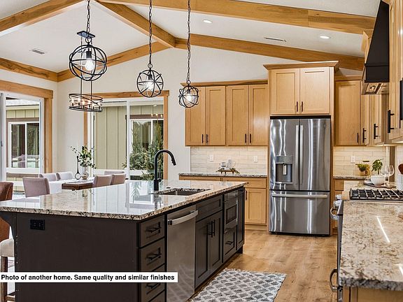 4th image of L2b3 Backtrack Rd