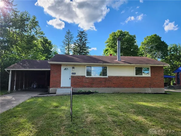 109 Whispering Dr, Dayton, OH 45426