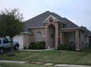 2729 Flint Rock Dr, Fort Worth, TX 76131