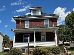 407 Somerset Ave, Windber, PA 15963
