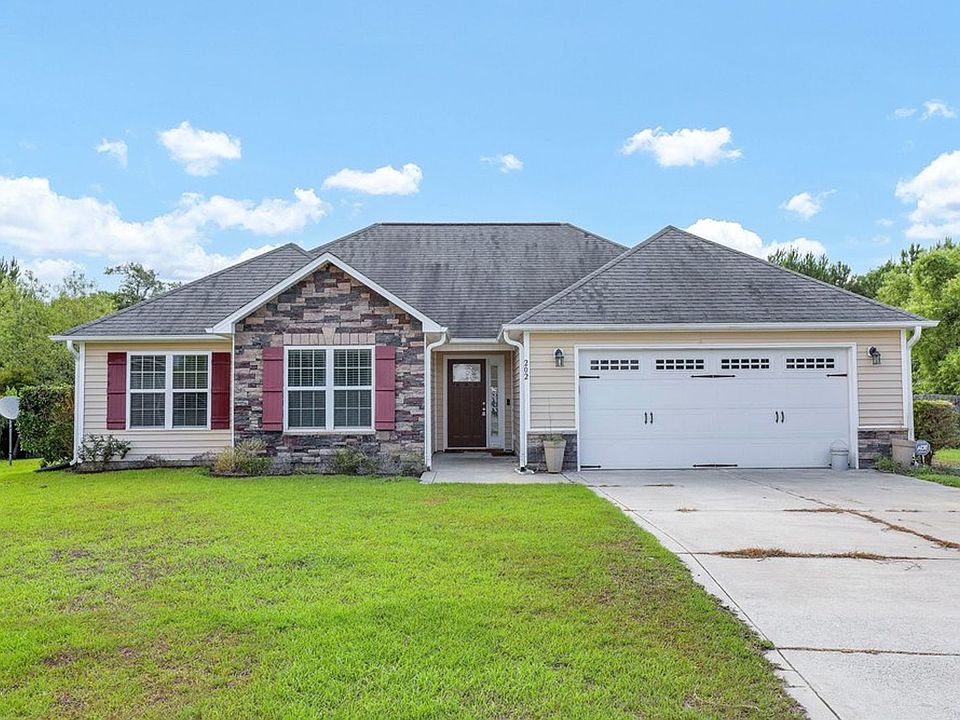 1st image of 202 Marsh Haven Dr
