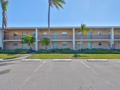 12300 Park Blvd APT 202, Seminole, FL, 33772