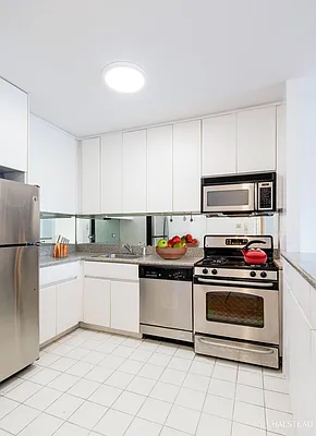 Rented by Brown Harris Stevens | media 16