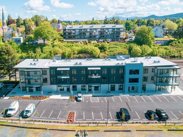 40 Bellwether Way #302
