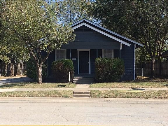 2nd image of 906 N Bell Ave