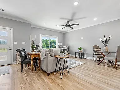 225 Country Club Pkwy #41 — Photo 6