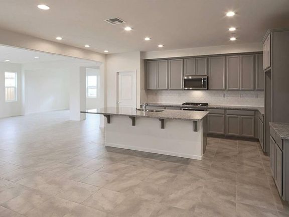 2nd image of 2451 Ellis Town Dr