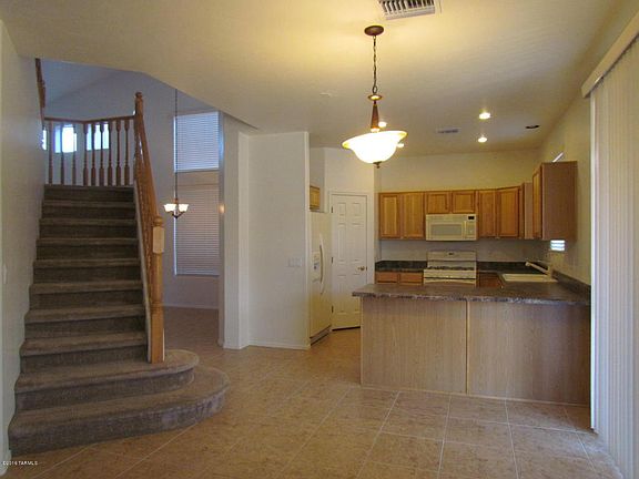 5th image of 471 E Placita Amuleto