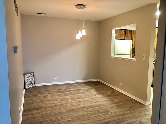 5th image of 1006 Farwell Ct #1006