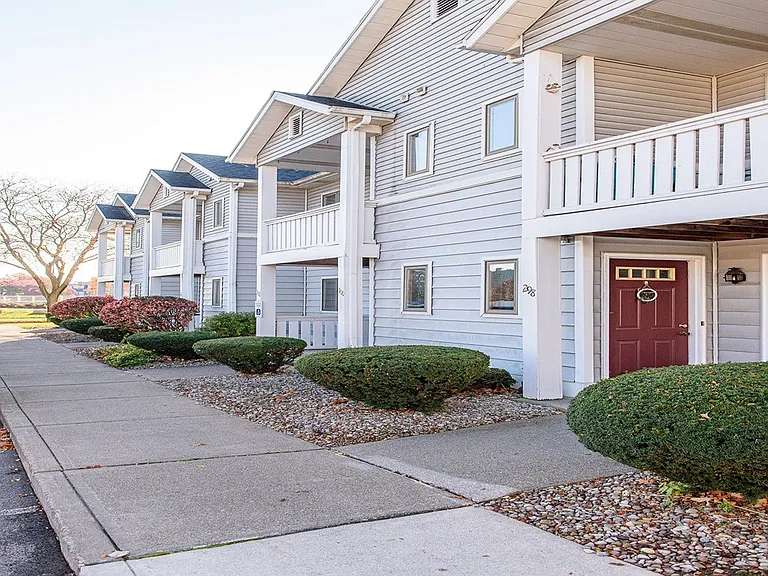 Corn Hill Townhouses & Apartments — Photo 24