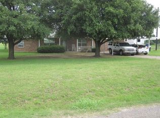 251 Ferguson Rd, Whitesboro, TX 76273