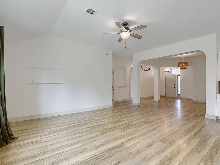 13620 Glen Mark Dr — Photo 9