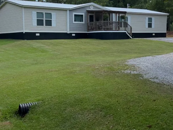 8493 Pineapple Hwy, Greenville, AL 36037