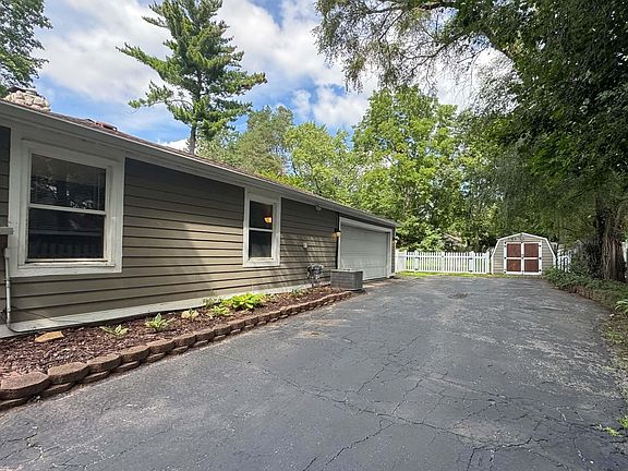 2nd image of 2410 Mount Hope Rd