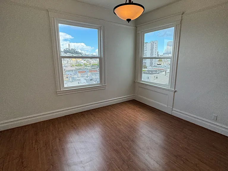 2344 Jones St #B — Photo 9