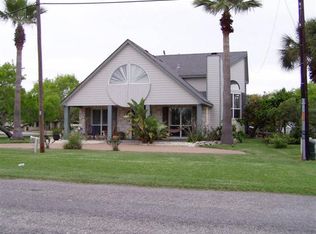 802 N Allen St, Rockport, TX 78382