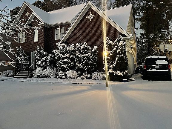 2nd image of 8012 Frostick Ct