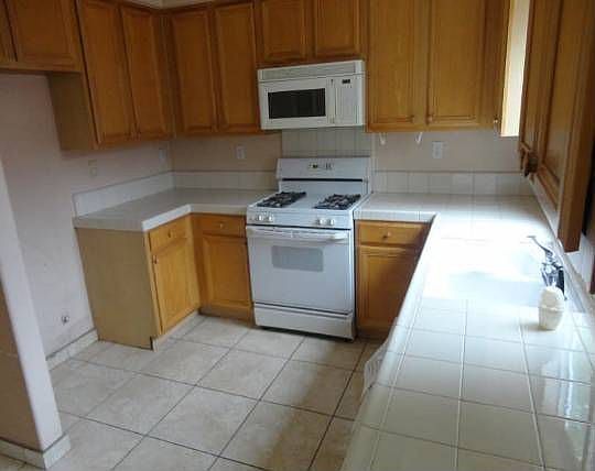 3rd image of 1132 Phelan Way