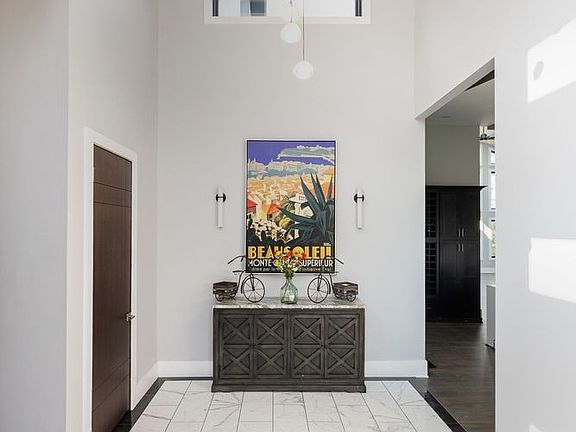 5th image of 1079 Paiute Trl