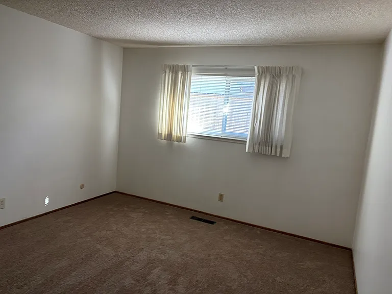 1355 Palos Verdes Dr — Photo 16