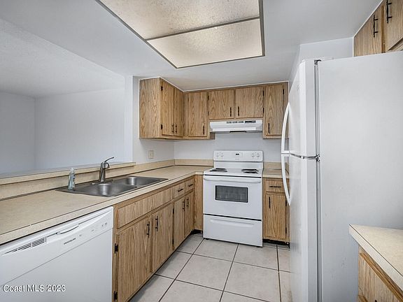 4th image of 1041 June Dr #1041