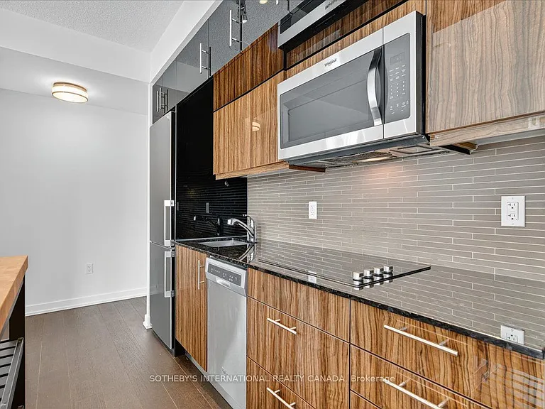 10 York St #2105 — Photo 50
