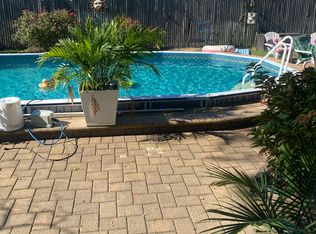 (Undisclosed Address), West Babylon, NY 11704