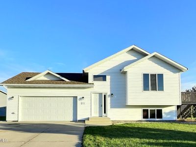 2900 Belgian Bnd SE, Mandan, ND, 58554