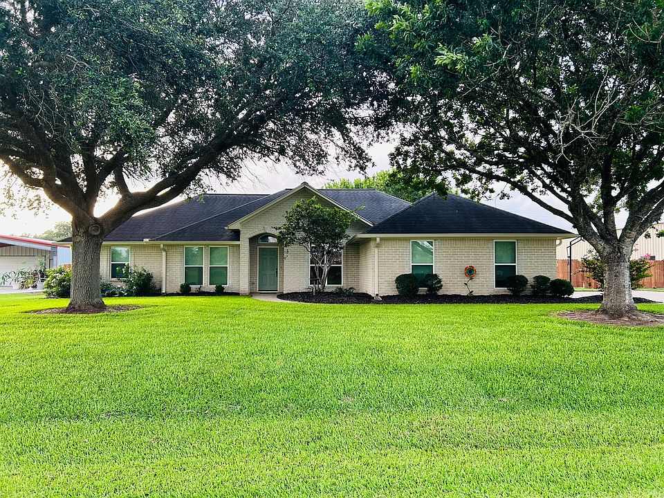 1st image of 249 Park Ln