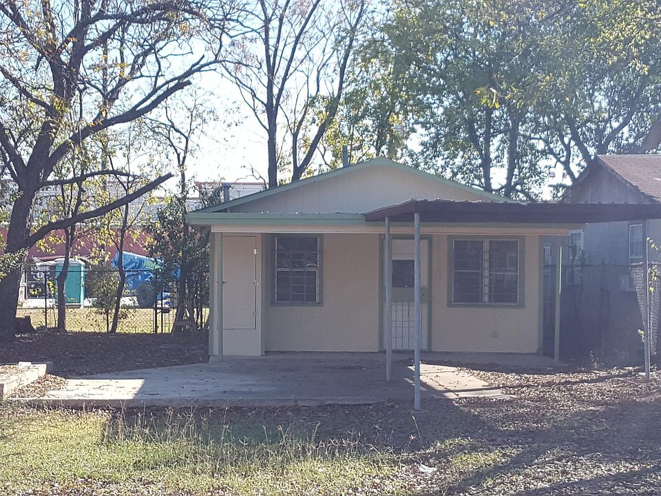 2nd image of 128 N San Felipe Ave