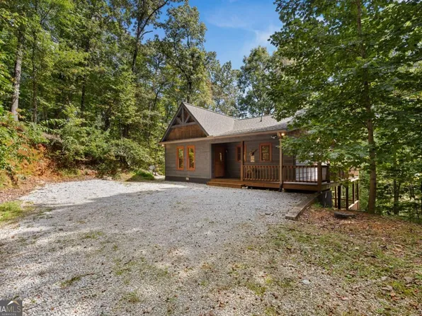 224 Dragon Tree Ln, Lakemont, GA 30552