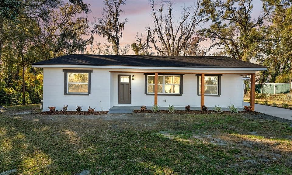 1st image of 707 E GILCHRIST STREET