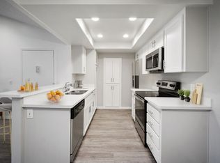 River Oaks Apartments, Lake Forest, CA 92630