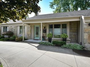 5092 Meadow Wood Blvd, Lyndhurst, OH