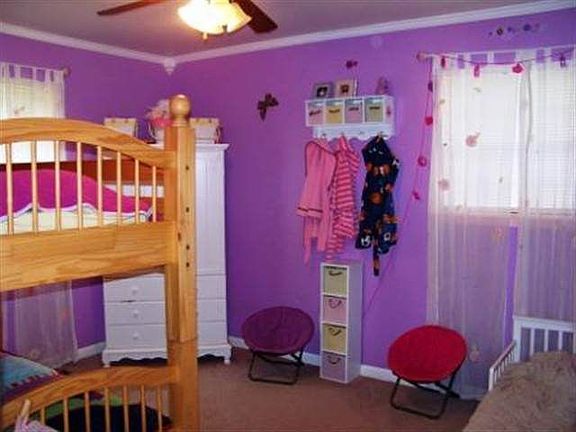 5th image of 4035 Brookcrest Dr NE