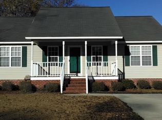 636 Red Tip Cir, Florence, SC 29505