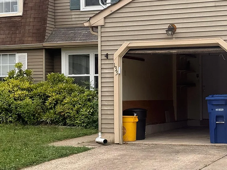 133 River Bank Dr — Photo 19