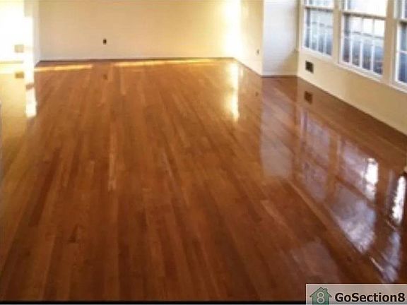 4th image of 744 N Alfred St APT 2