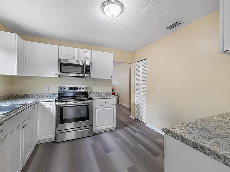 516 Nathan Hale Rd — Photo 8
