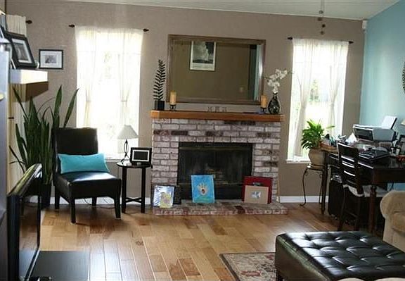 3rd image of 8221 Sonoma Hills Way