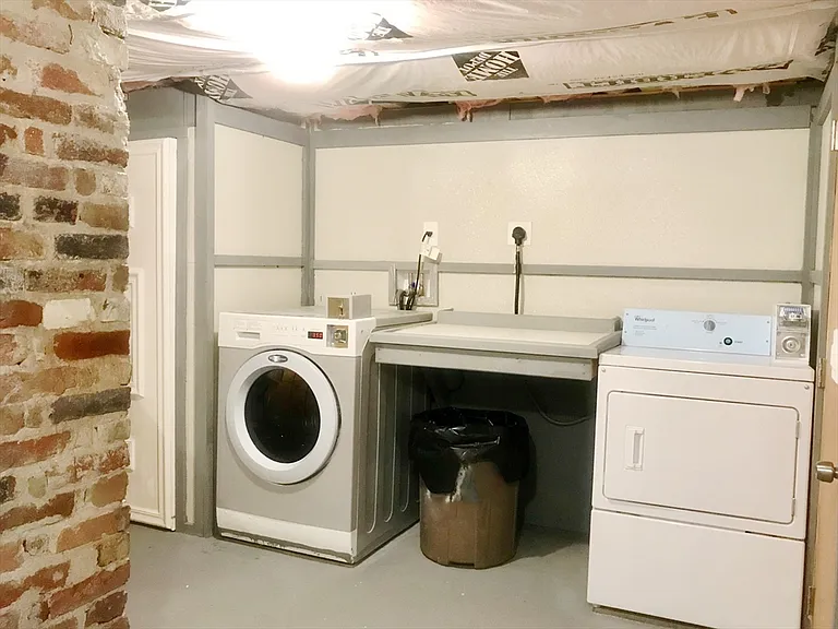 108-110 Webster St #1F — Photo 14