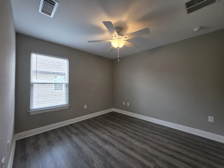 2331 Hadleigh Hills Ct — Photo 27