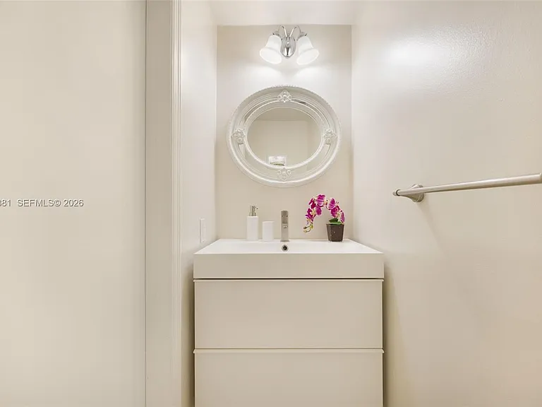 701 Brickell Key Blvd #901 — Photo 12