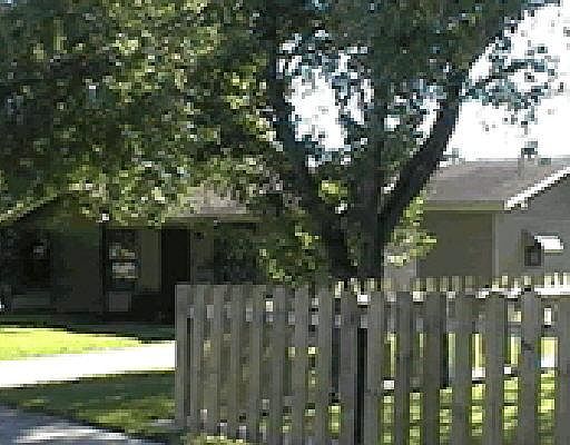 1st image of 4803 CASTLE KENT DR