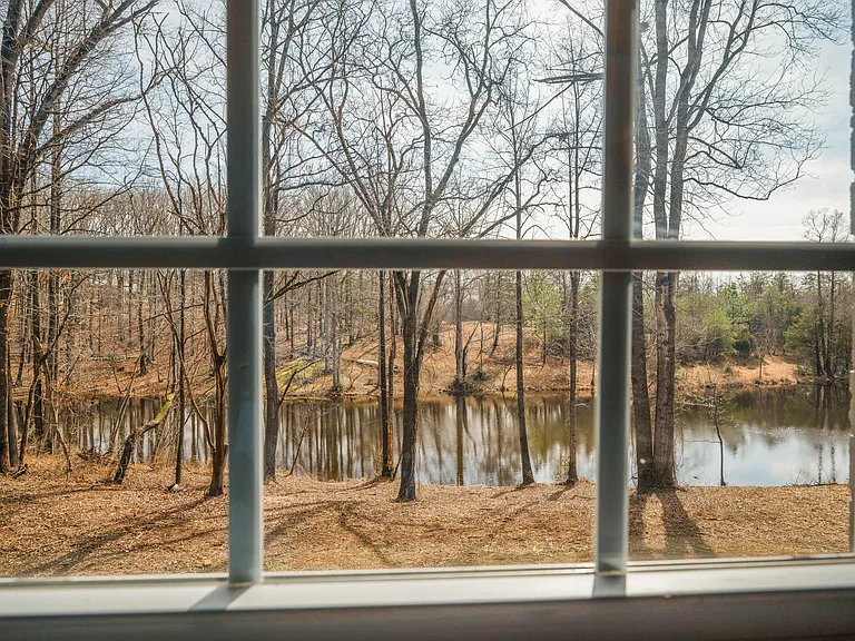 244 Newcomb Dr — Photo 11