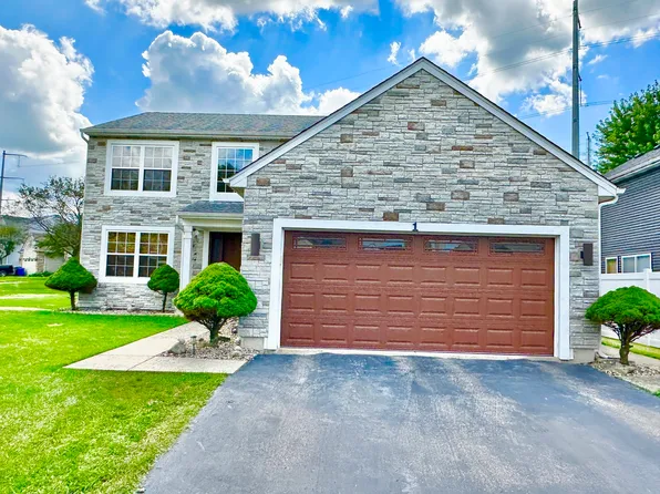 1 Stratford Ct, South Elgin, IL 60177