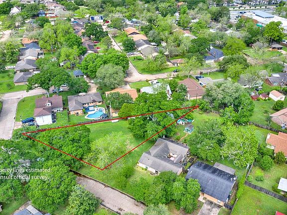 2nd image of 920 W Galveston